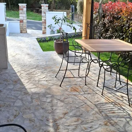 Damiani Apartament *